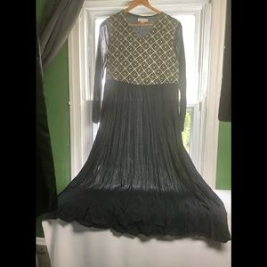 K a r a v a n Maxi Long Sleeves Dress W/Belt